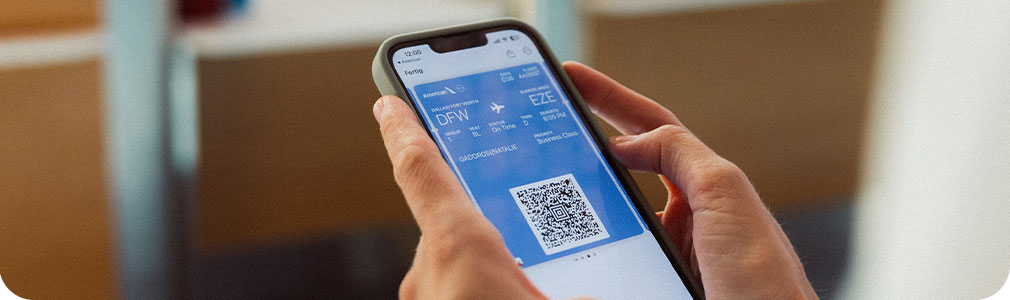 Mobile boarding pass − Travel information − American Airlines