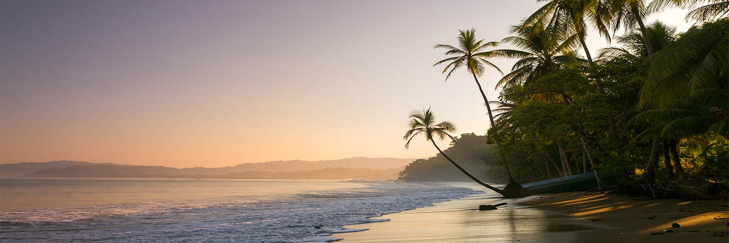 Flights from Miami to Liberia (Costa Rica) with American Airlines